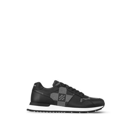 Sneaker Run Away - #8