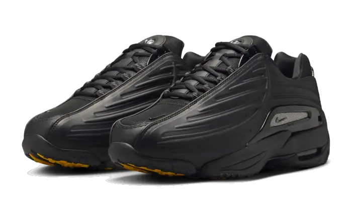 N°KE® x N°CTA® Hot Step 2 Black