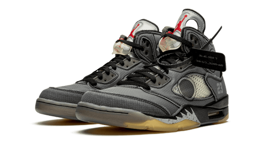 J°RDAN® x OFF-WH°TE® J°RDAN 5 Black