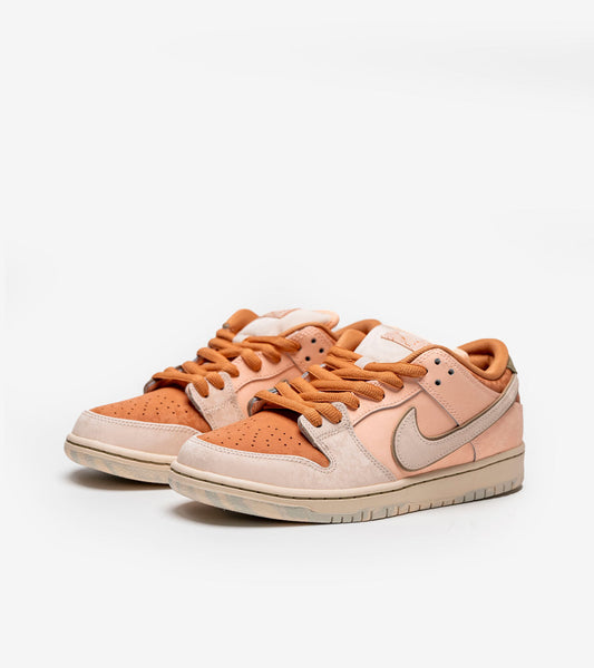 N°KE SB Dunk Low Trocadéro Gardens