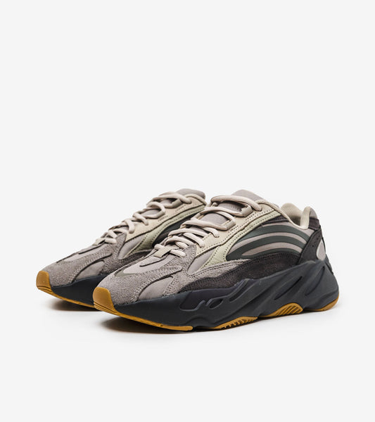 AD°DAS YZ°Y Boost 700 V2 Tephra