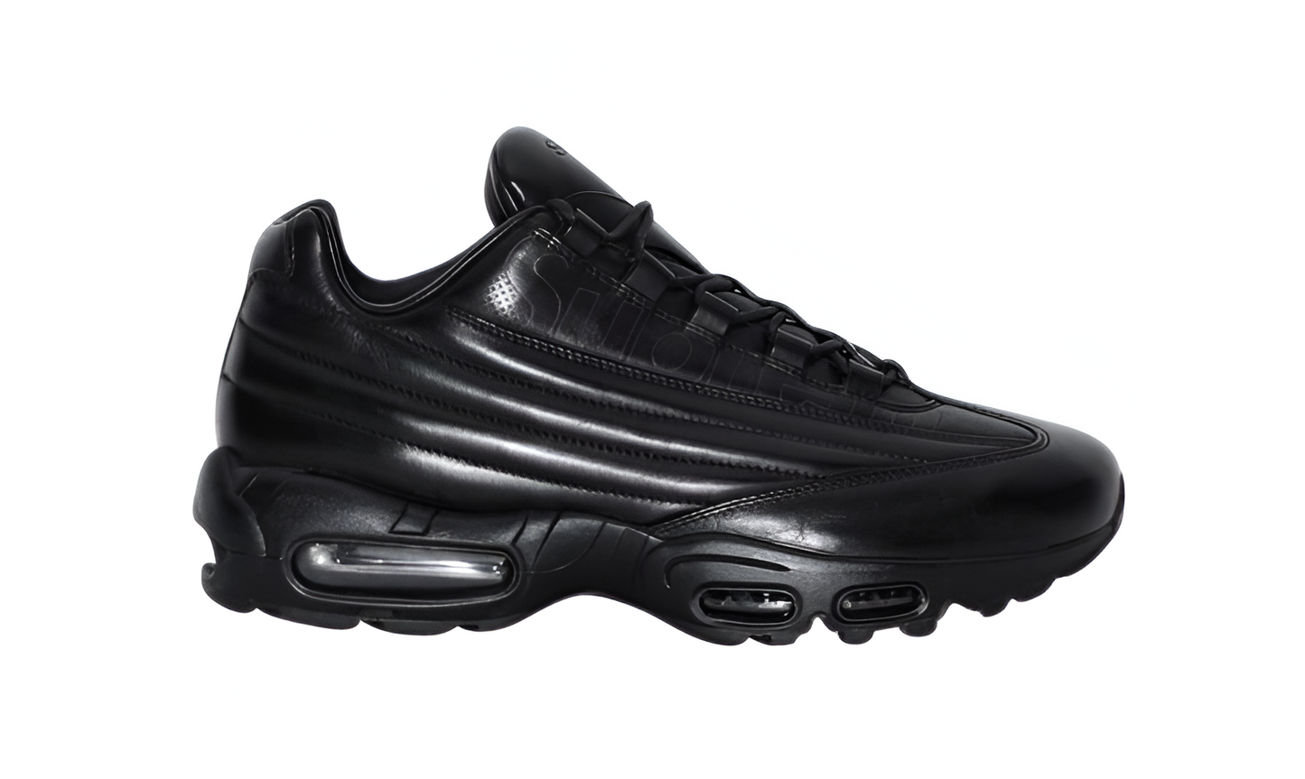 N°KE® x SUPR°ME® Air Max 95 Lux Black