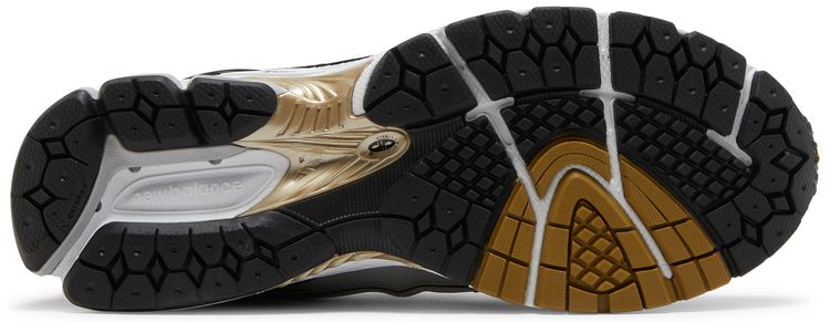 NB 1906R Metallic Silver Metallic Gold - NB (2)