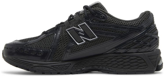 NB 1906R Black Metallic Silver - NB (2)