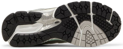 NB Aimé Leon Dore x 1906R 'Green' - NB (2)