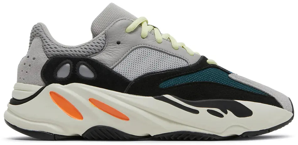 YZ°Y  Boost 700 Wave Runner