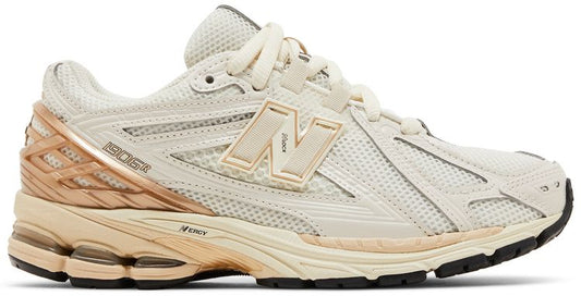 NB Wmns 1906R ‘Angora Sandstone’ - NB