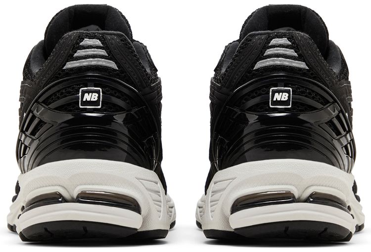 NB 1906R Black White - NB (2)