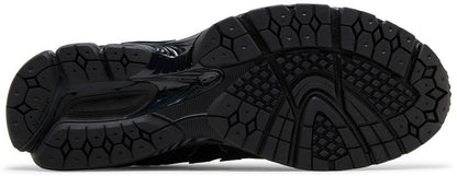 NB 1906U Triple Black