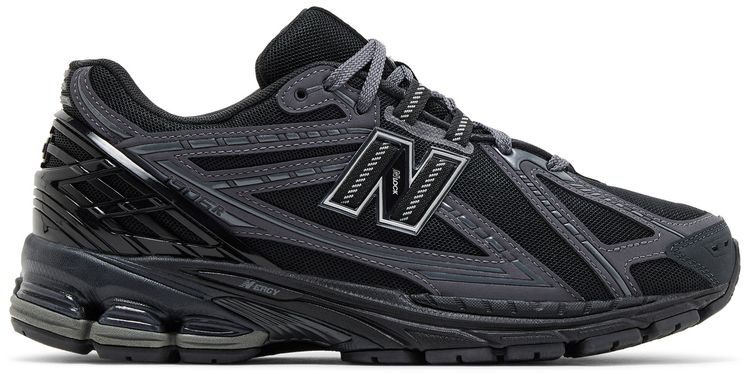 NB 1906R Black Phantom - NB (2)