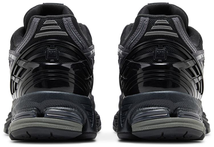 NB 1906R Black Phantom - NB (2)