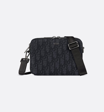 Pochette zippée à bandoulière
Toile jacquard DI°R Oblique noir - #1