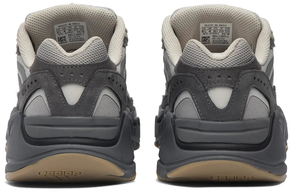 YZ°Y  Boost 700 V2 Wave Runner Tephra