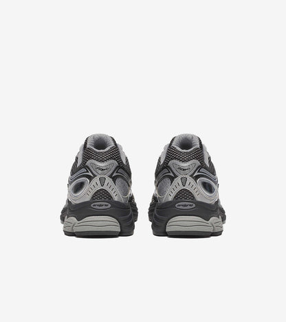 SAUC°NY PROGRID OMNI 9 OG Black Silver