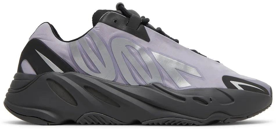 YZ°Y Boost 700 MNVN Geode