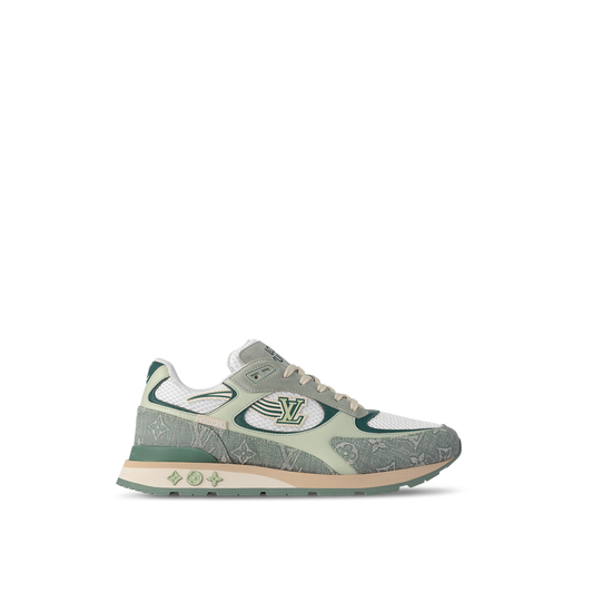 Sneaker Run Away - #4