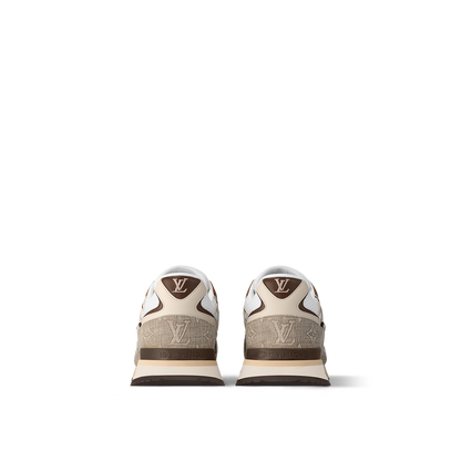 Sneaker Run Away - #3