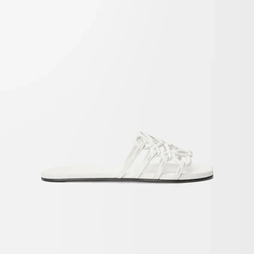 L°EWE - Petal Anagram slide in soft calfskin Blanc