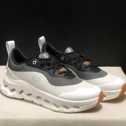 On Cloud × L°EWE — Cloudtilt Gris Blanc