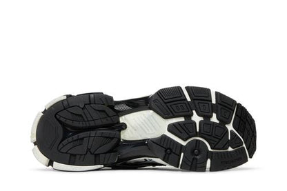 BAL°NCIAGA Runner Sneaker Black White