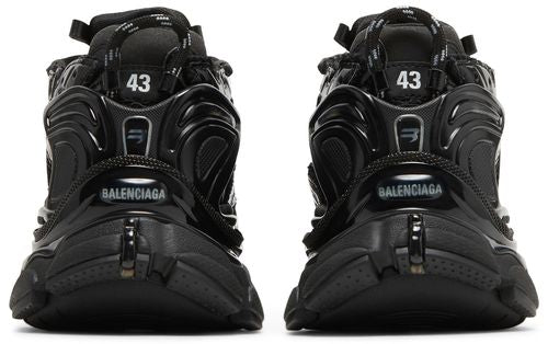 BAL°NCIAGA Runner Sneaker Black Matte