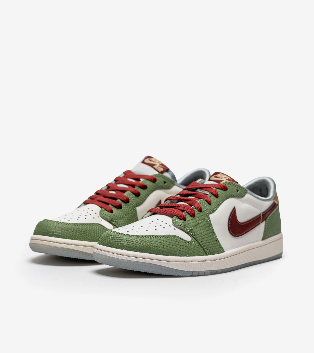 AIR J°RDAN 1 Retro Low OG Year of the Dragon (2024)