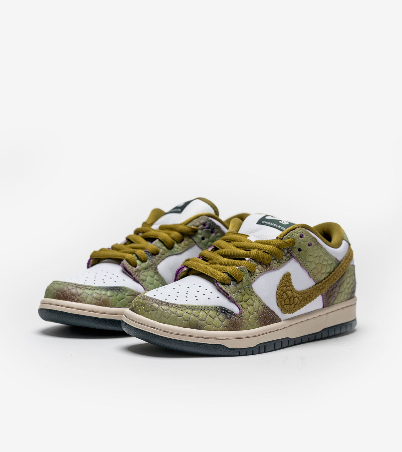 N°KE SB Dunk Low Alexis Sablone Chameleon