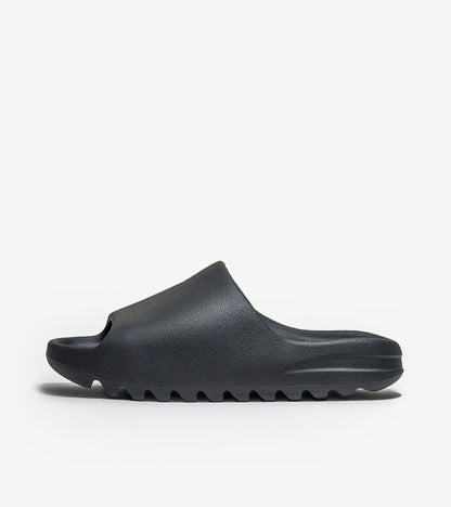 AD°DAS YZ°Y Slide Dark Onyx