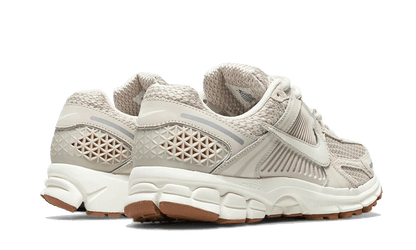 N°KE Zoom Vomero 5 Light Orewood Brown