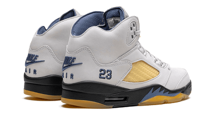 J°RDAN® x A Ma Maniere® J°RDAN 5 Retro Diffused Blue