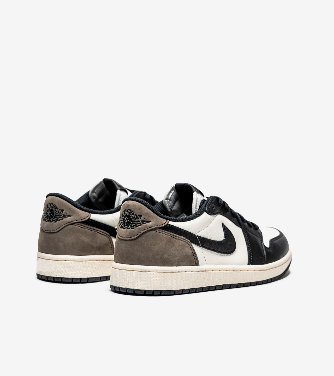J°RDAN 1 Low Mocha