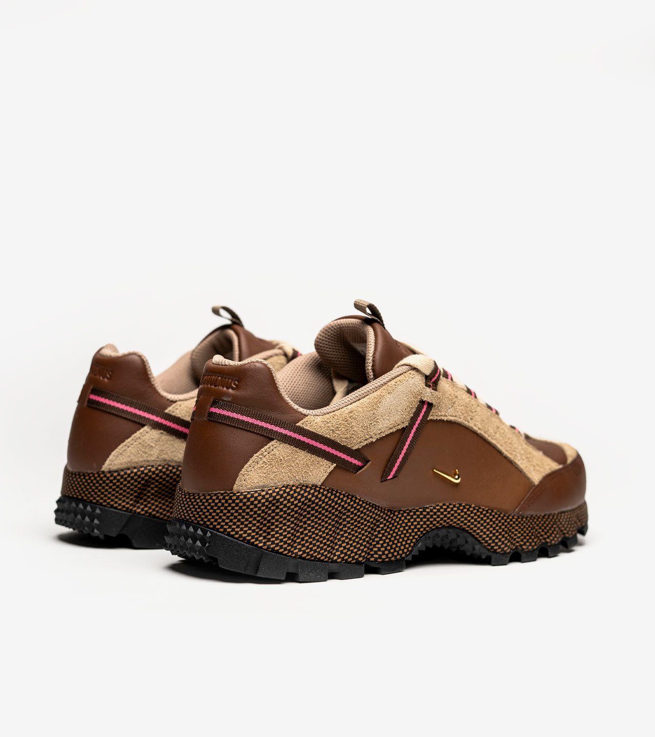 N°KE Air Humara LX JACQU°MUS Ale Brown Gold (Women's)