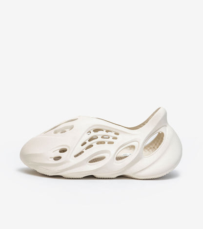 AD°DAS YZ°Y Foam RNNR Sand