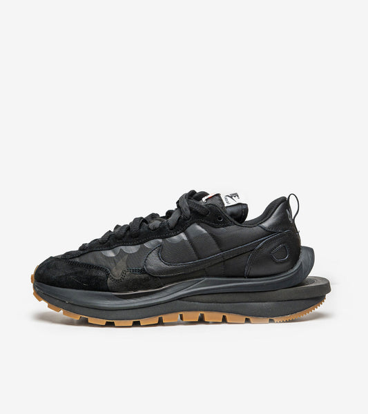 N°KE Vaporwaffle Sacai Black Gum