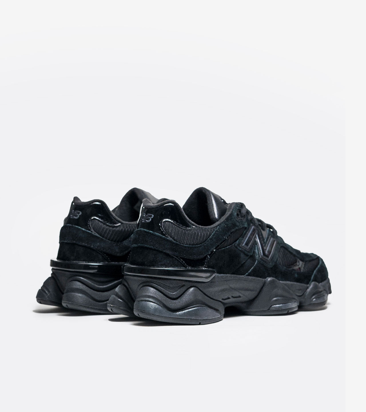 NB 9060 Triple Black Patent