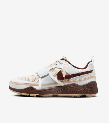 N°KE Zoom Field Jaxx TR°VIS SCOTT Light Chocolate