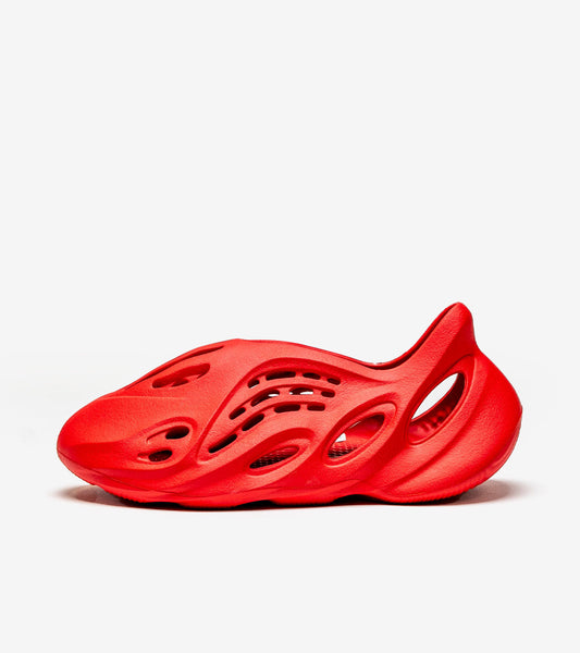AD°DAS YZ°Y Foam RNNR Vermillion