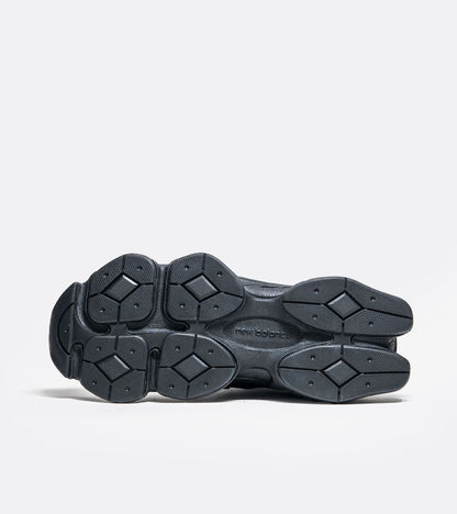 NB 9060 Triple Black Patent