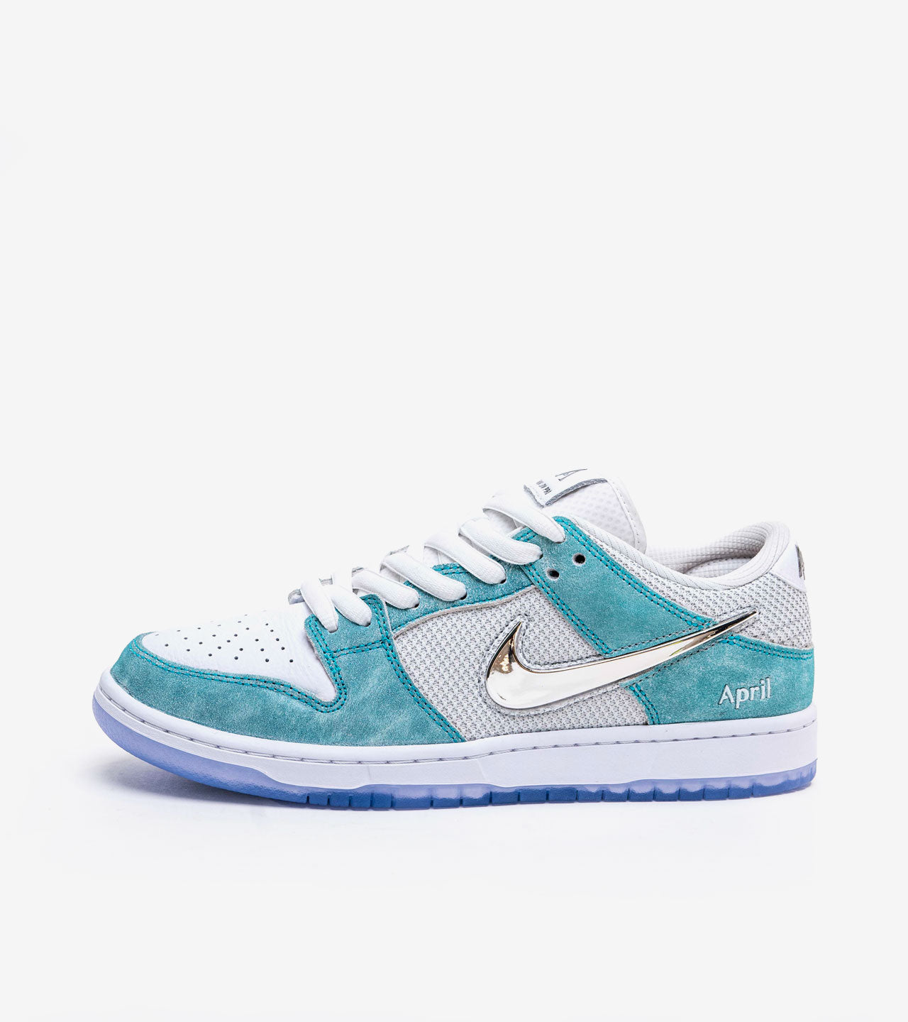 N°KE SB Dunk Low April Skateboards