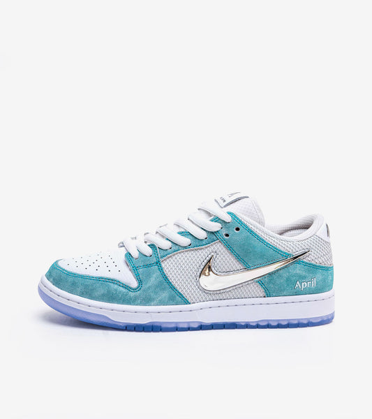 N°KE SB Dunk Low April Skateboards