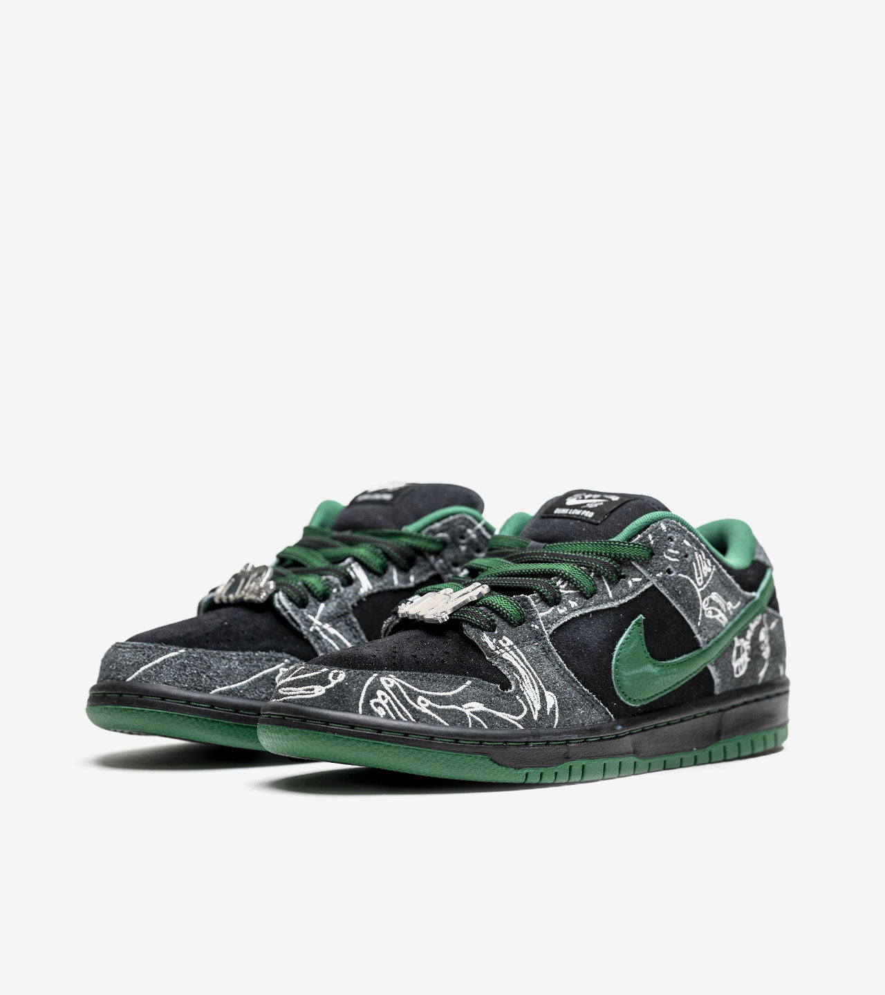 N°KE SB Dunk Low There Skateboards