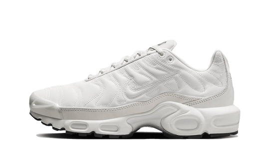 N°KE® Air Max Plus Reflective Platinum