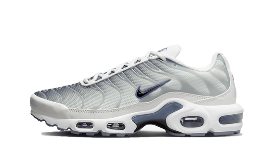 N°KE® Air Max Plus Sail Grey