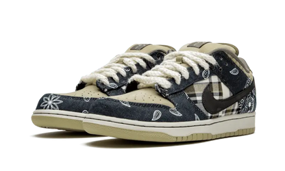 SB Dunk Low TR°VIS SCOTT N°KE