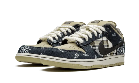 SB Dunk Low TR°VIS SCOTT N°KE