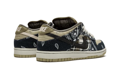SB Dunk Low TR°VIS SCOTT N°KE