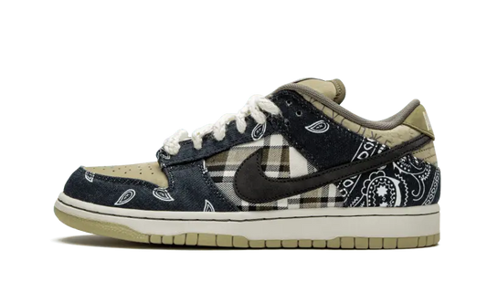 SB Dunk Low TR°VIS SCOTT N°KE